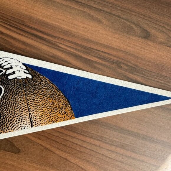 Vintage 1996 Indianapolis Colts Felt Pennant NFLP Tag Express - Picture 9 of 15